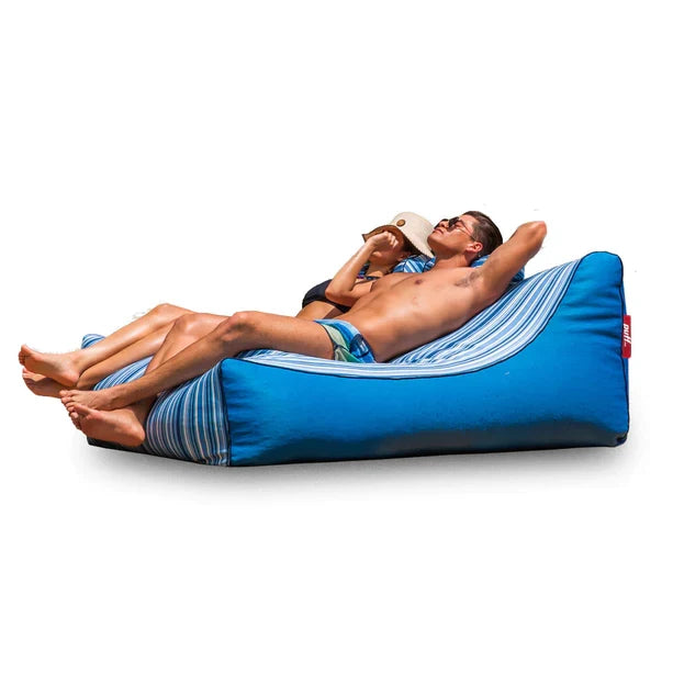 Accesorios para alberca: escoger el mejor puff para tu piscina